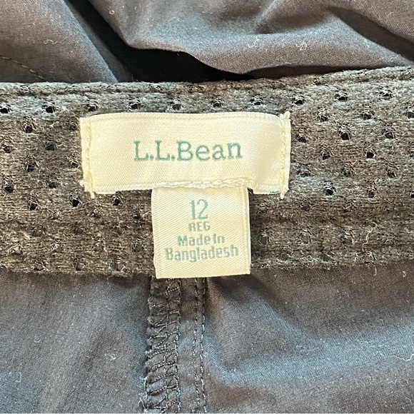 L.L. Bean Black Nylon Bermuda Shorts - Picture 14 of 16